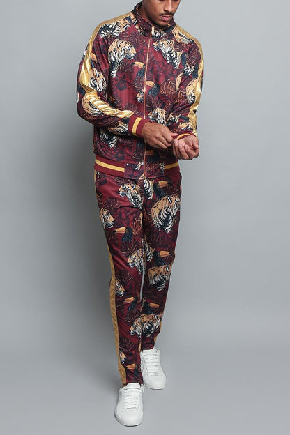 Burgundy / Small